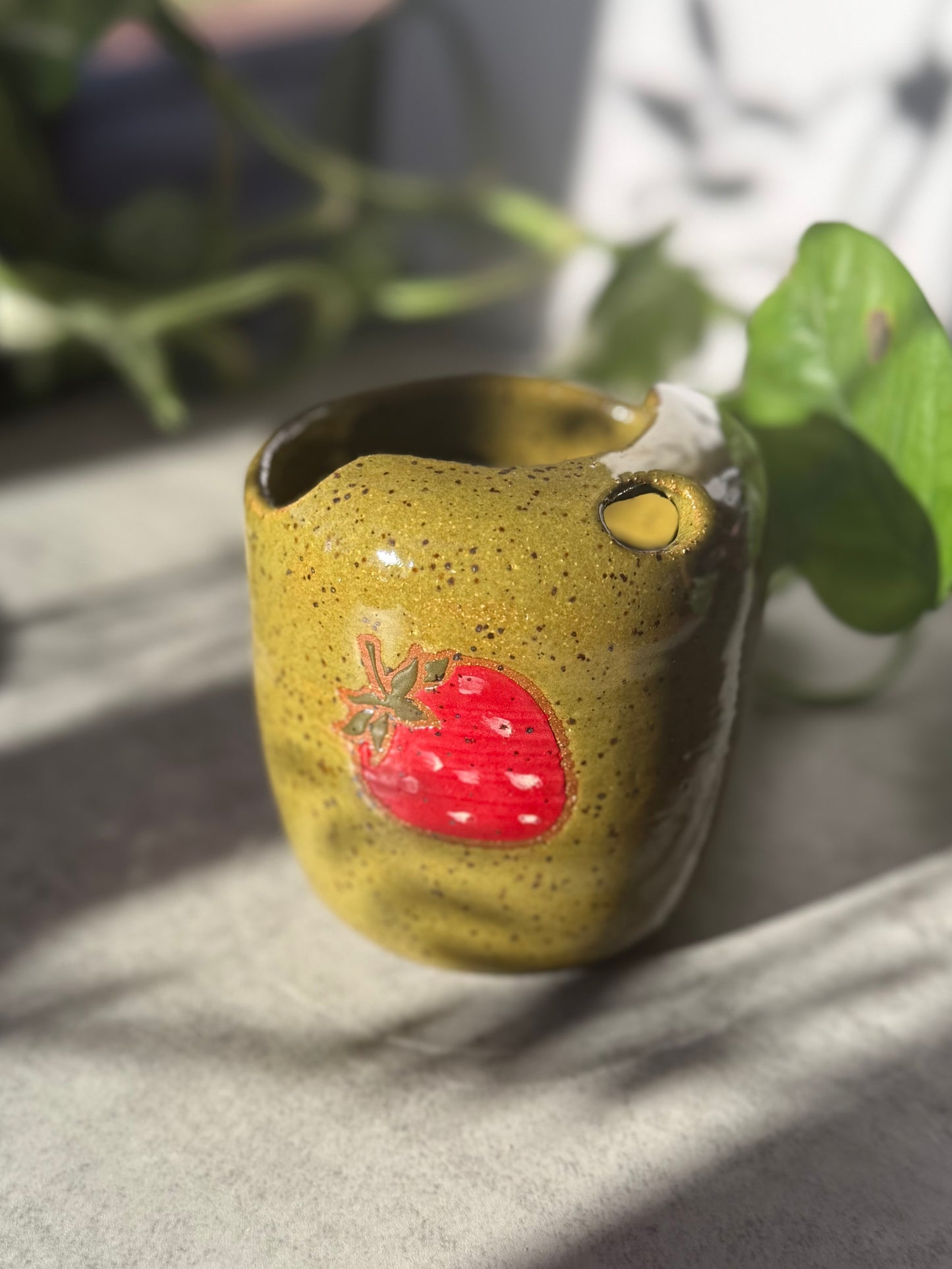 Olive Speckle Strawberry Mini Sip Top #1